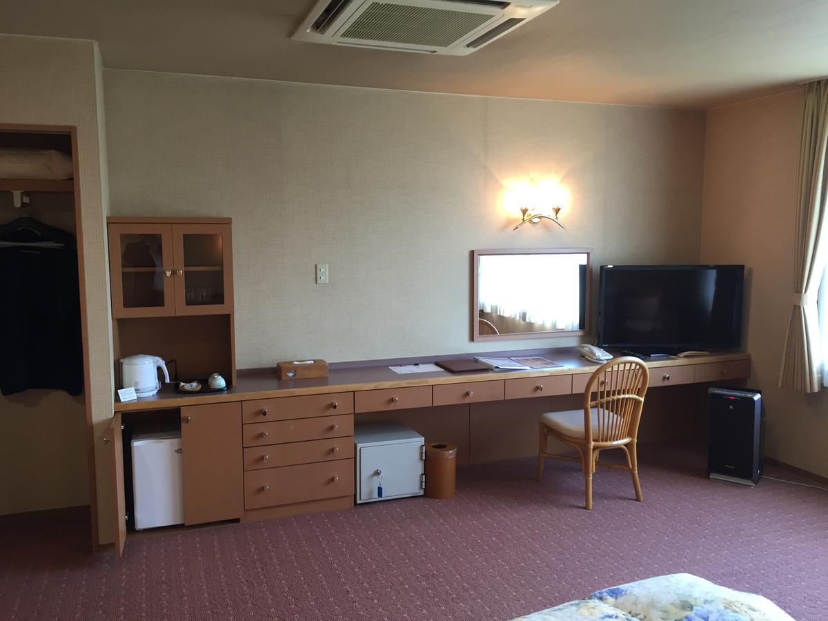 Hotel Yurinkan Bibai Екстериор снимка